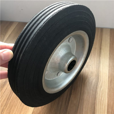 ruedas de goma sólidas 8x2 para los neumáticos de goma sólidos del eje de acero de las carretillas para el carro