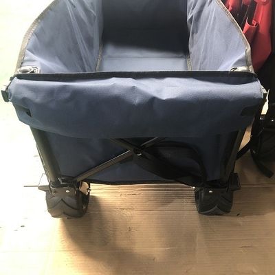 Festival plegable del carro de 4 ruedas que acampa