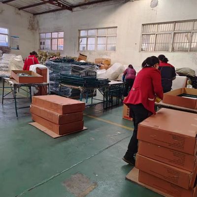 Carrito de malla de jardín versátil con 440 libras Capacidad 44.66 libras Ligero